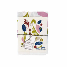 Cotton and linen blend tea towel and dish cloth set in Spring art design.